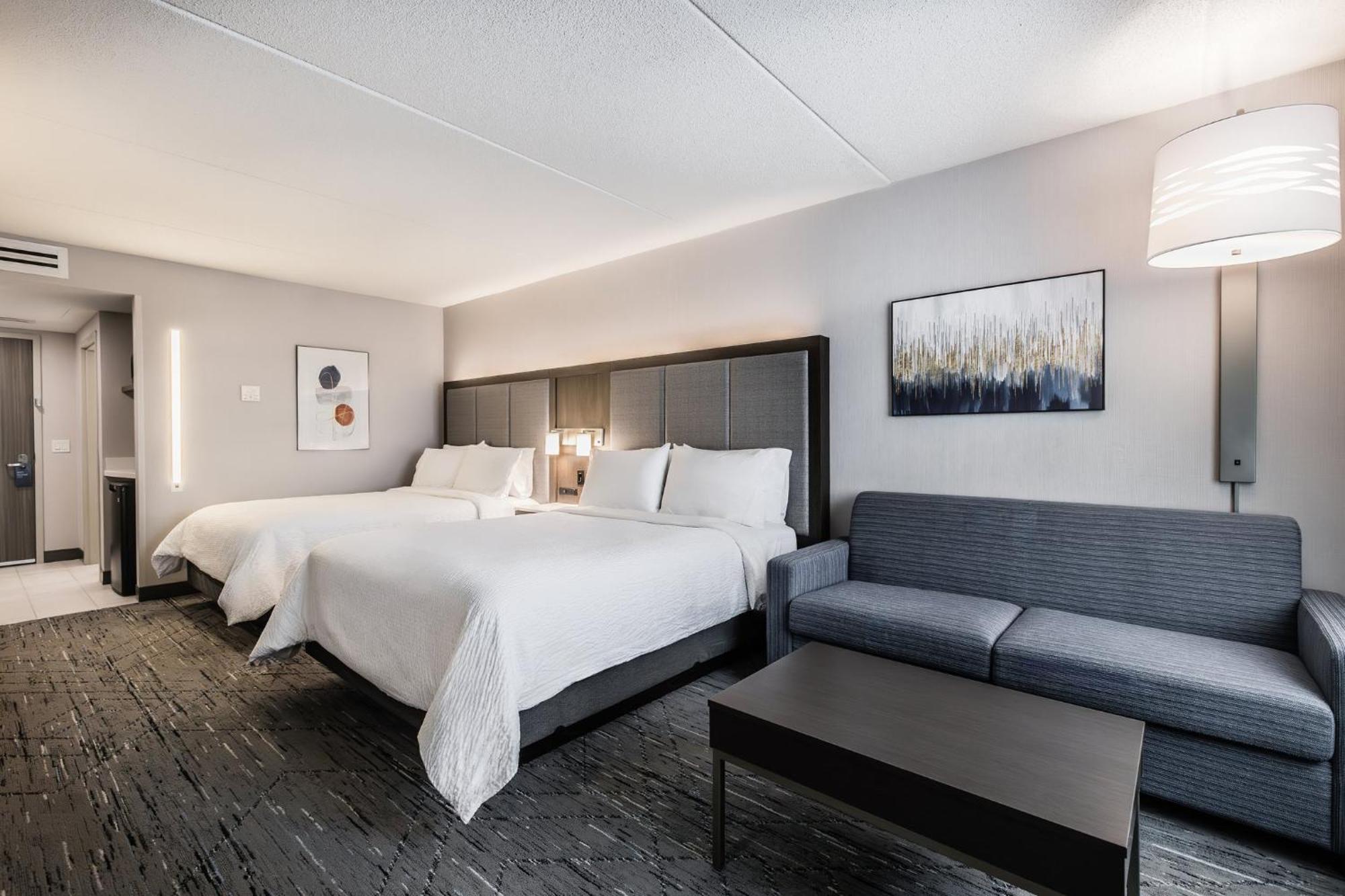 Holiday Inn Express & Suites - Toronto Airport South By Ihg ภายนอก รูปภาพ