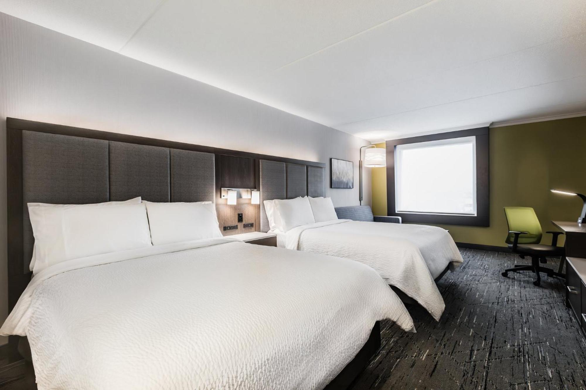 Holiday Inn Express & Suites - Toronto Airport South By Ihg ภายนอก รูปภาพ